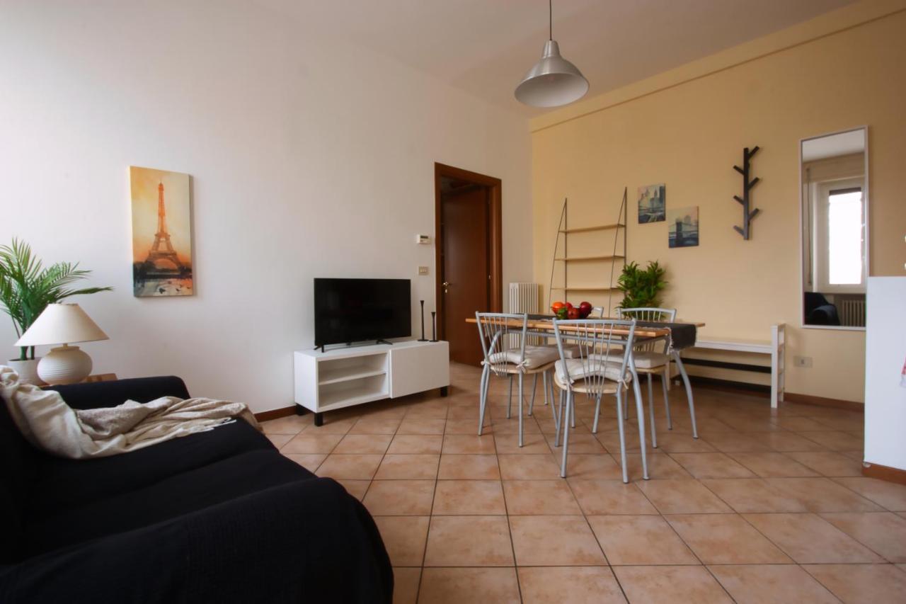 Shakira Apartments Parma Dış mekan fotoğraf